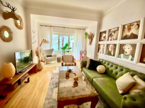 100 m to Istiklal with priv Garden - 2 Bathroom - 2 Bedroom